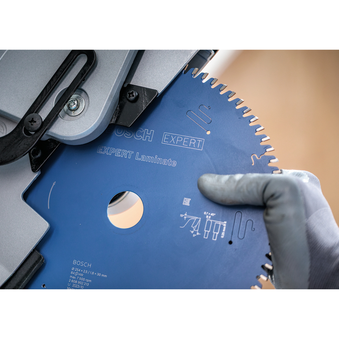 BOSCH Pânză de fierăstrău circular EXPERT Laminate, 216 x 2,5/1,8 x 30 mm, T60